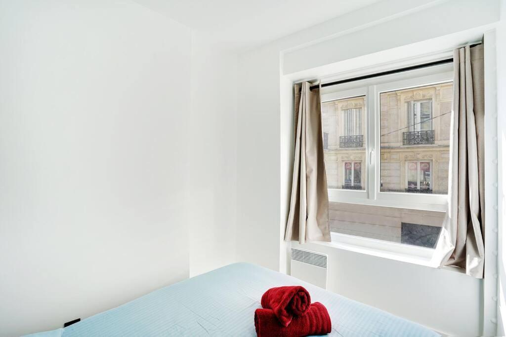 Magnifique 3 Pieces Paris 18Eme Exterior foto
